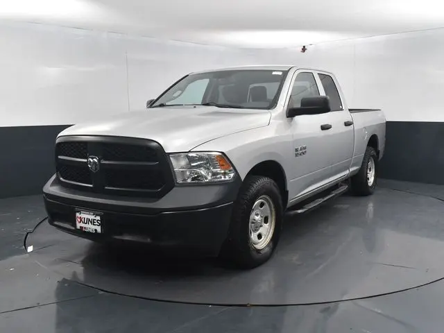 2015 Ram 1500 Tradesman photo 3