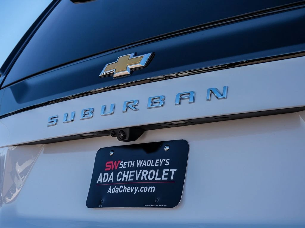 2026 Chevrolet Suburban LS - Photo 10