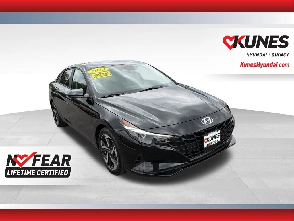 2023 Hyundai Elantra 2.0 SEL IVT's photo