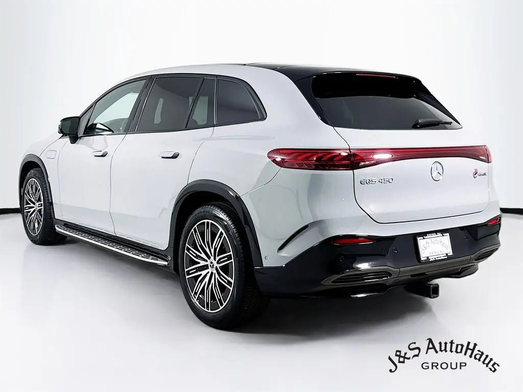 2024 Mercedes Benz EQS SUV 450 4MATIC photo 2