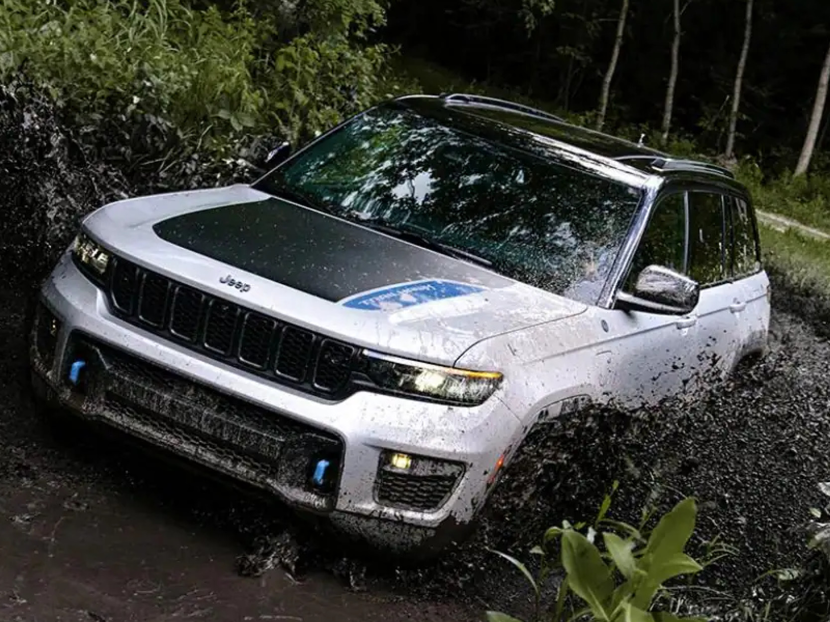 2024 Jeep Compass vs 2024 Jeep Grand Cherokee