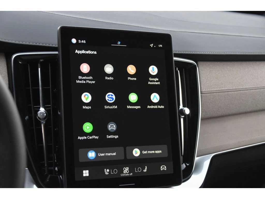 2026 Volvo - image 20