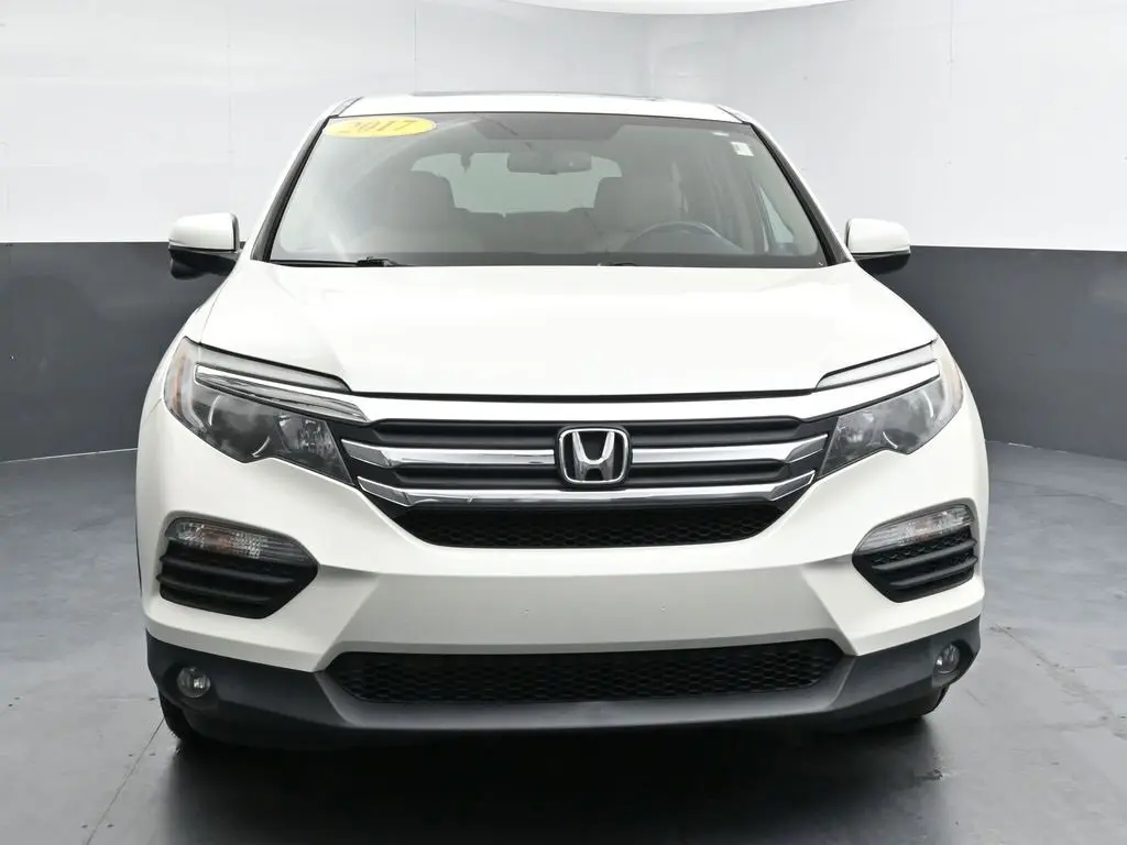 2017 Honda Pilot EX-L photo 3