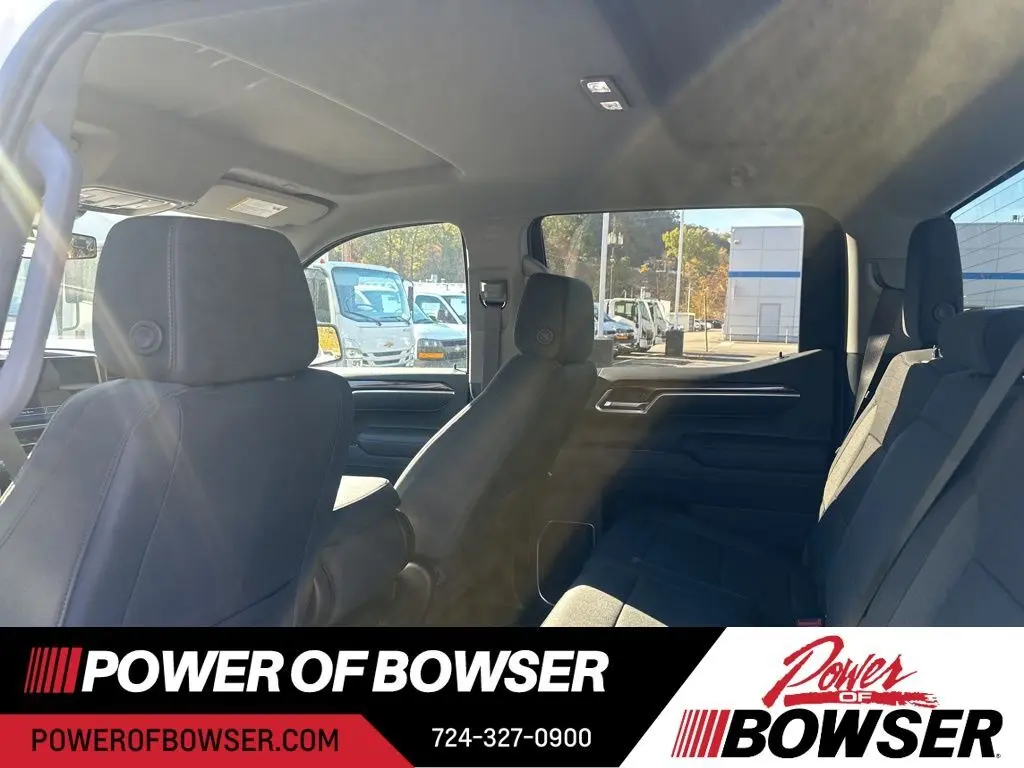 2026 Chevrolet Silverado 1500 LT photo 3