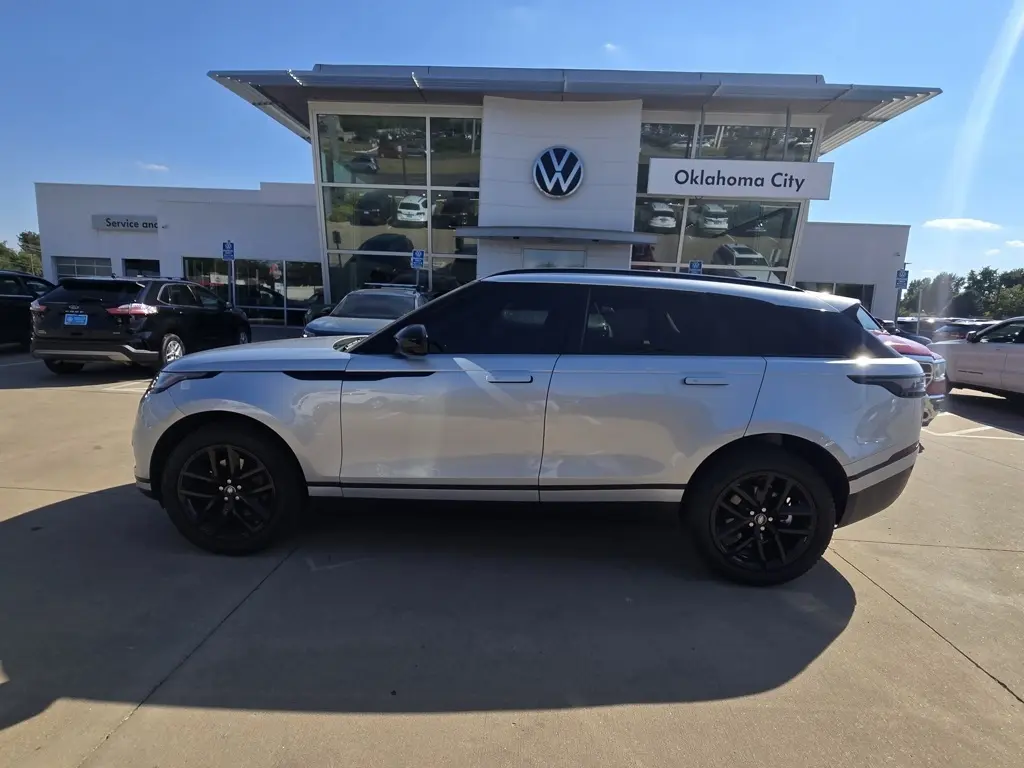 2024 Land Rover Range Rover Velar S photo 7