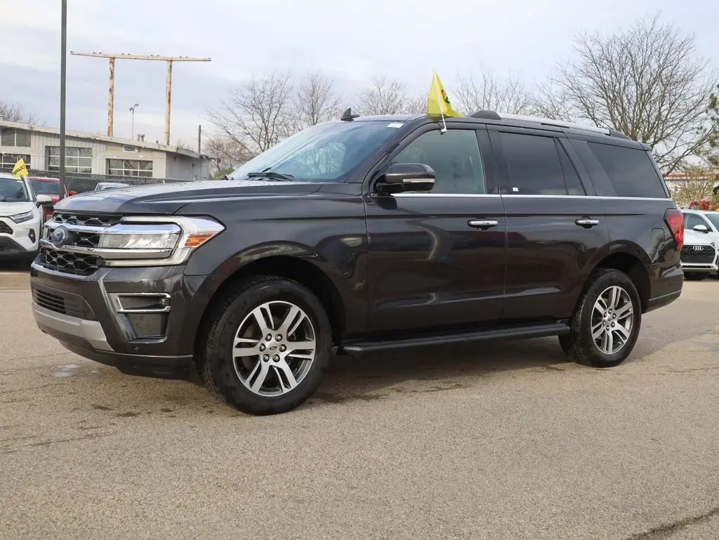 2024 Ford Expedition Limited photo 4