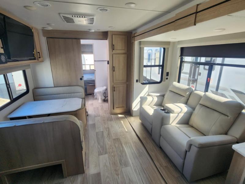 Voyage/3235FK/2025 image-8