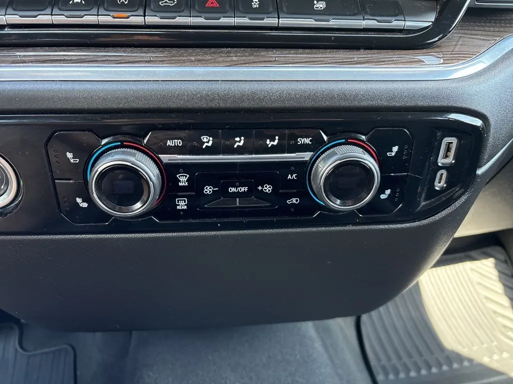 2023 Chevrolet Silverado 1500 LT1 photo 18