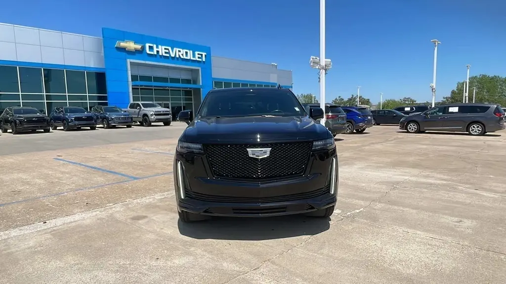 Used 2022 Cadillac Escalade Sport Platinum with VIN 1GYS4GKL4NR333957 for sale in Tulsa, OK