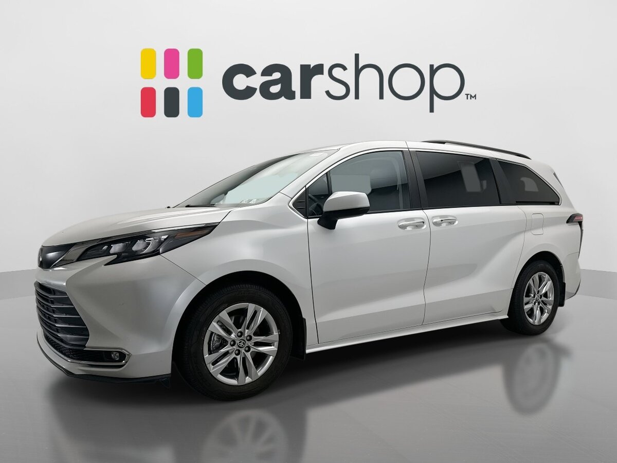 2024 Toyota Sienna XLE