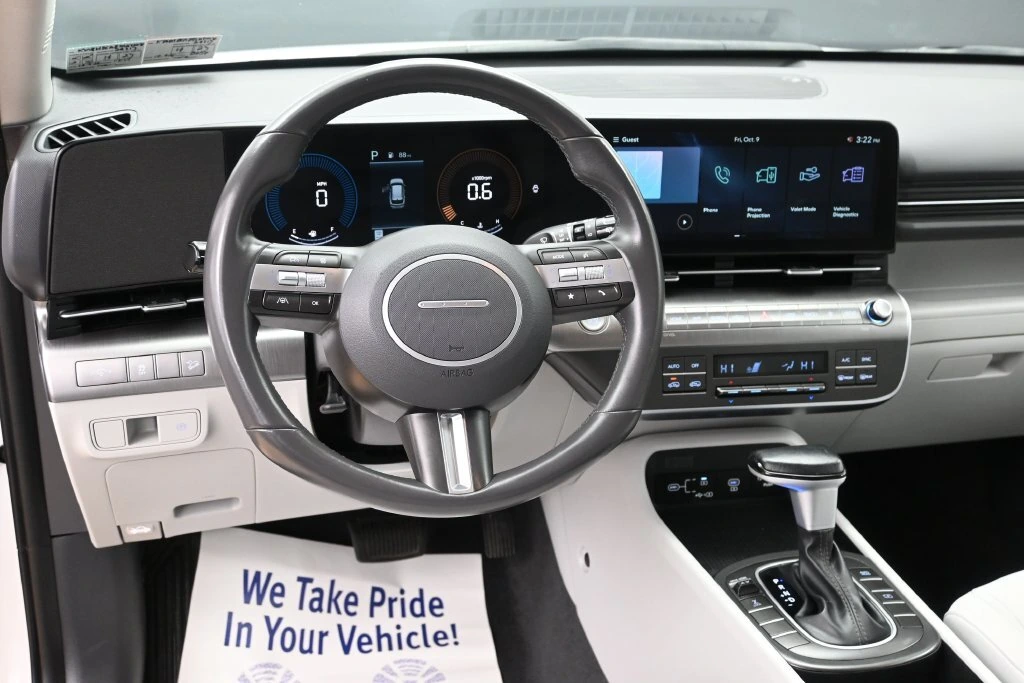 2025 Hyundai Kona SEL - Photo 24