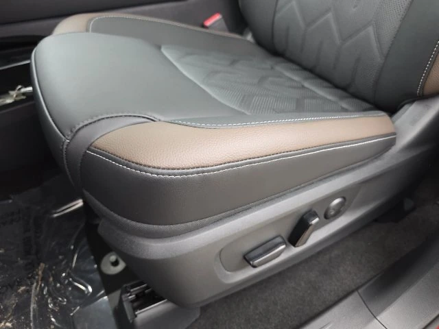 2026 Nissan Pathfinder Platinum - Photo 30