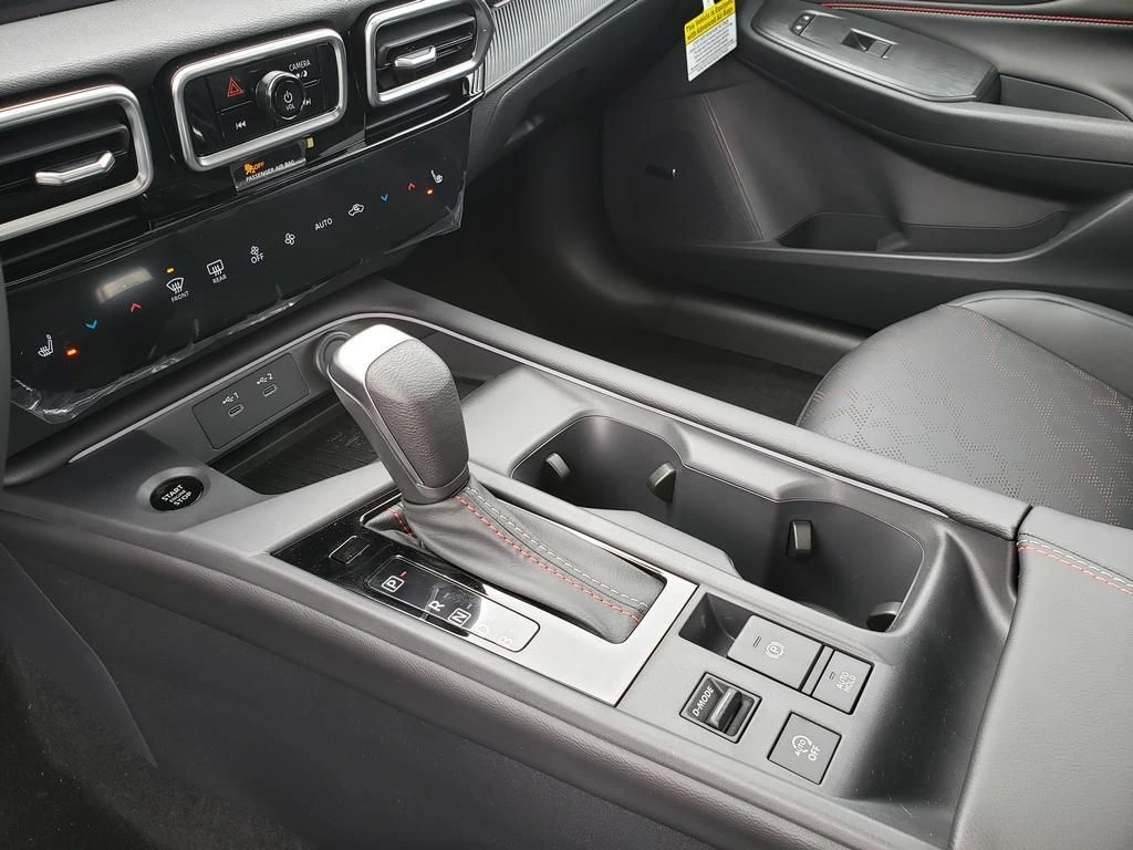 2026 Nissan Sentra SR - Photo 25