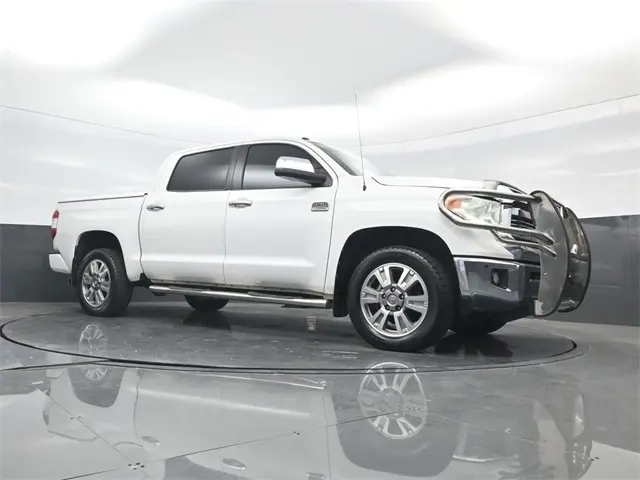 2016 Toyota Tundra Platinum photo 47