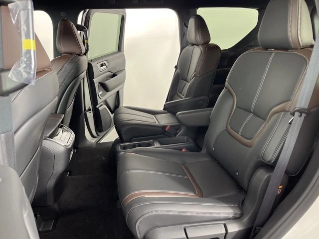 2026 Nissan Armada SL - Photo 41