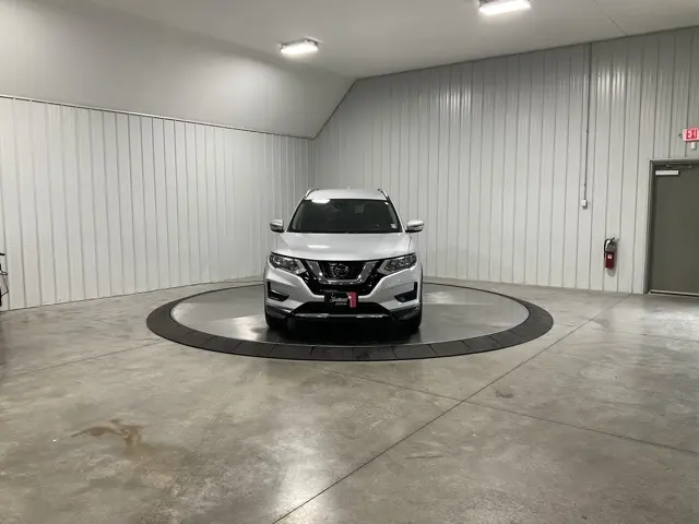 Used 2020 Nissan Rogue S with VIN KNMAT2MV1LP510298 for sale in Roanoke, IN