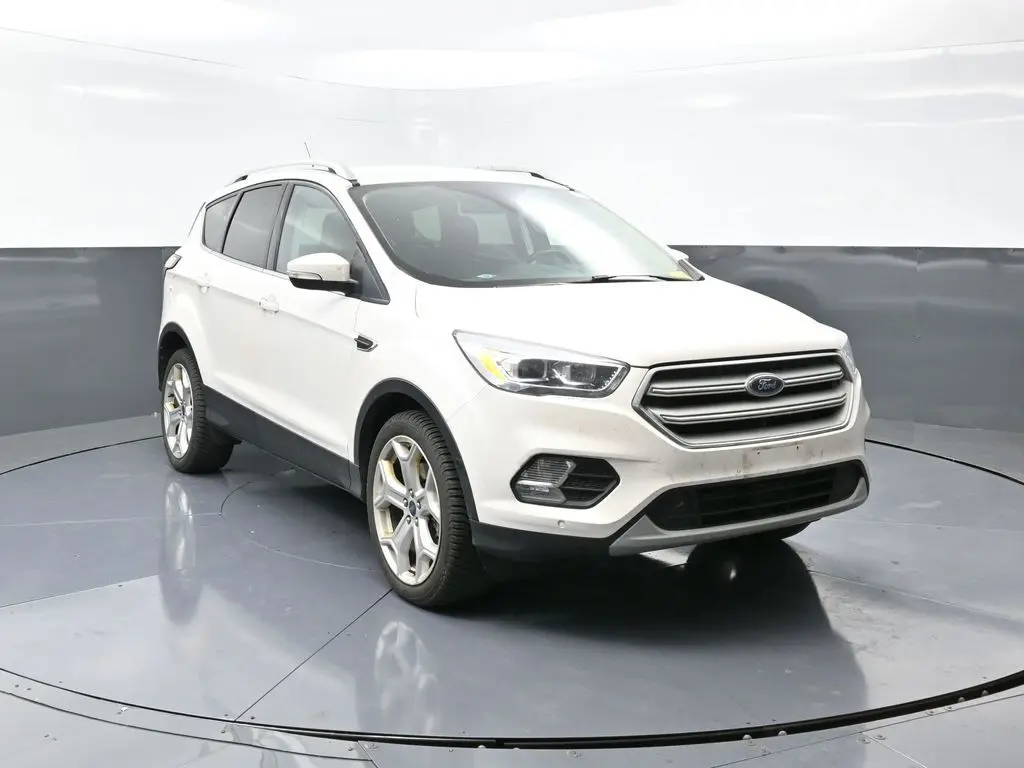 2018 Ford Escape Titanium photo 3