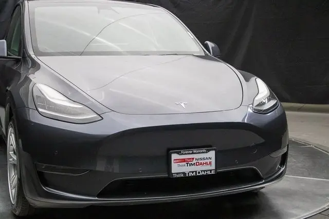 2021 Tesla Model Y Long Range photo 3