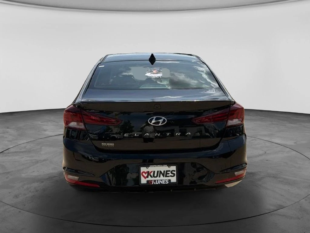 2020 Hyundai Elantra SEL - Photo 6