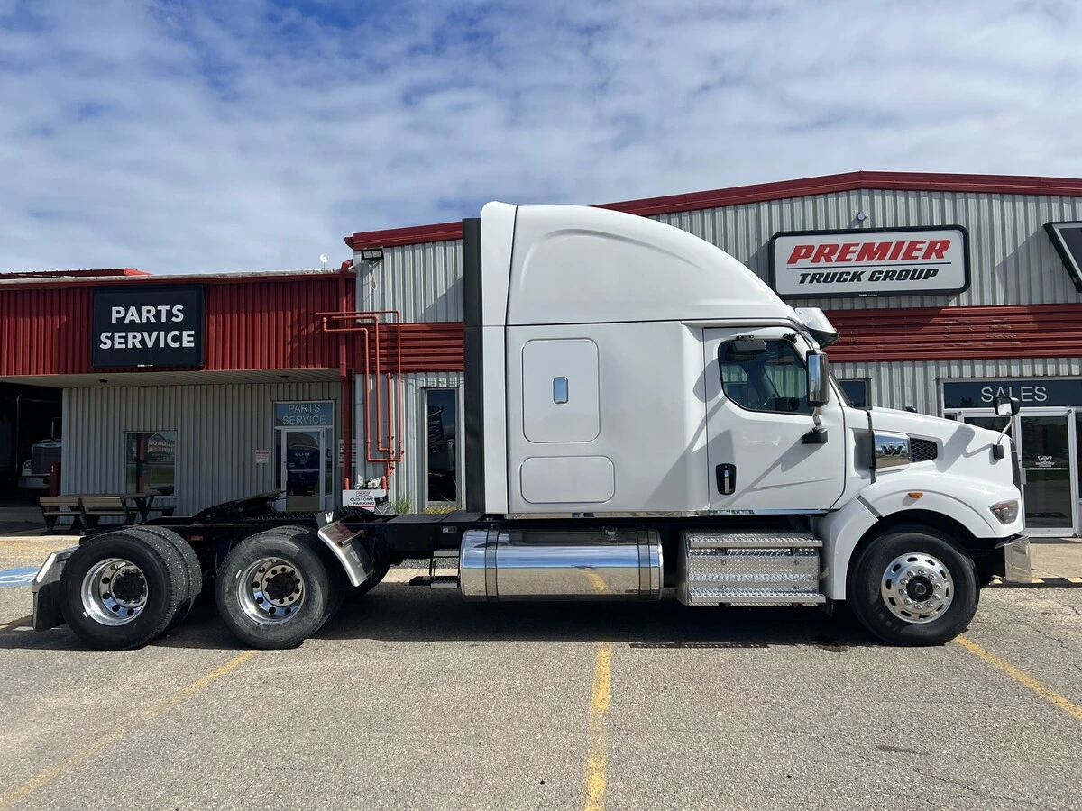 2024 Western Star 49X — photo 3