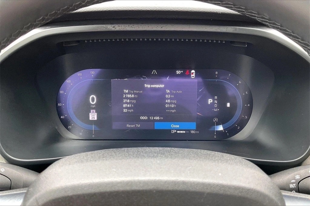 2023 Volvo - image 13