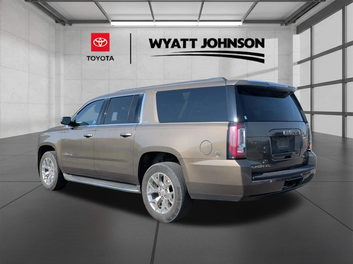 Used 2016 GMC Yukon XL SLT with VIN 1GKS2GKC0GR258287 for sale in Madisonville, KY