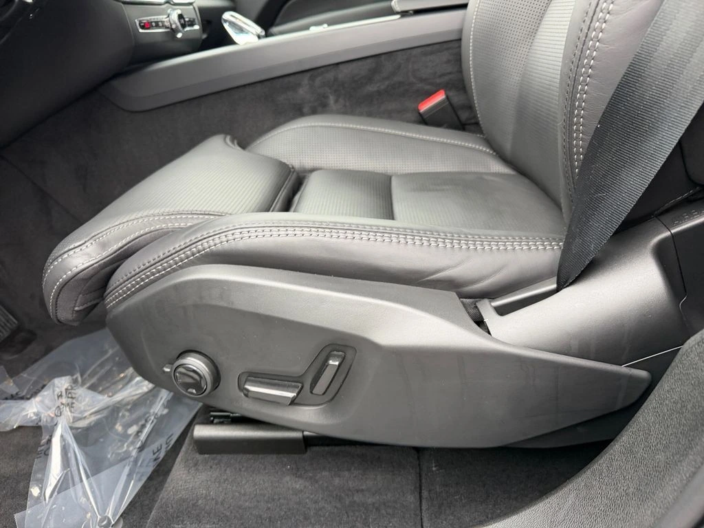 2024 Volvo - image 17