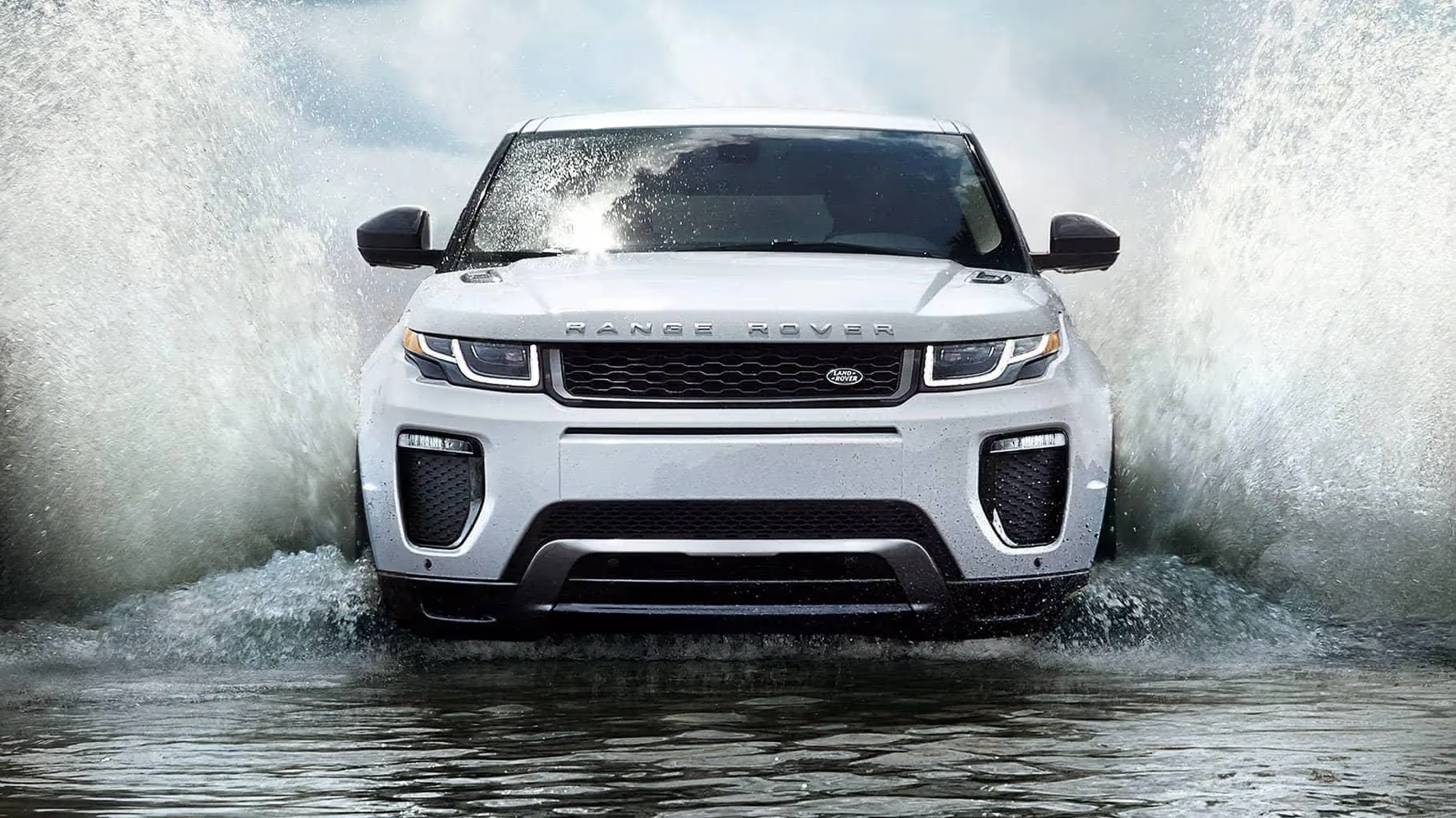 Land Rover Marlboro