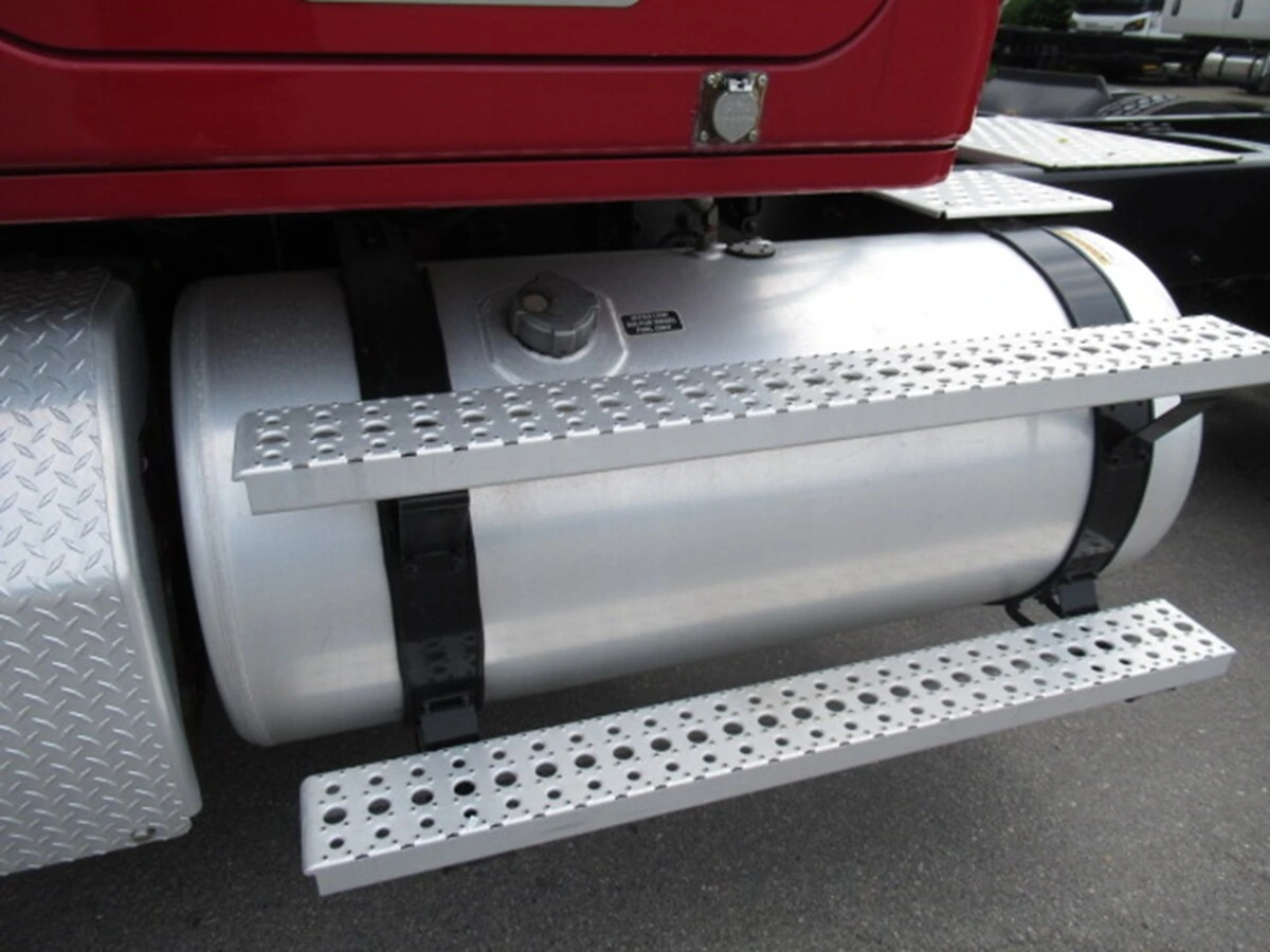 2020 Freightliner Cascadia - image 14