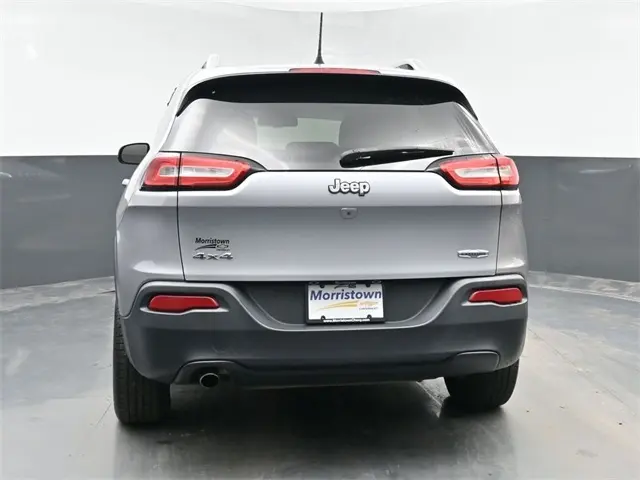 2018 Jeep Cherokee Latitude photo 7
