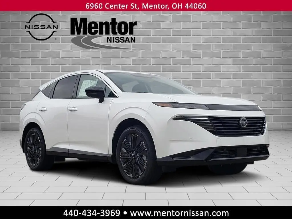 2025 Nissan Murano Platinum's photo