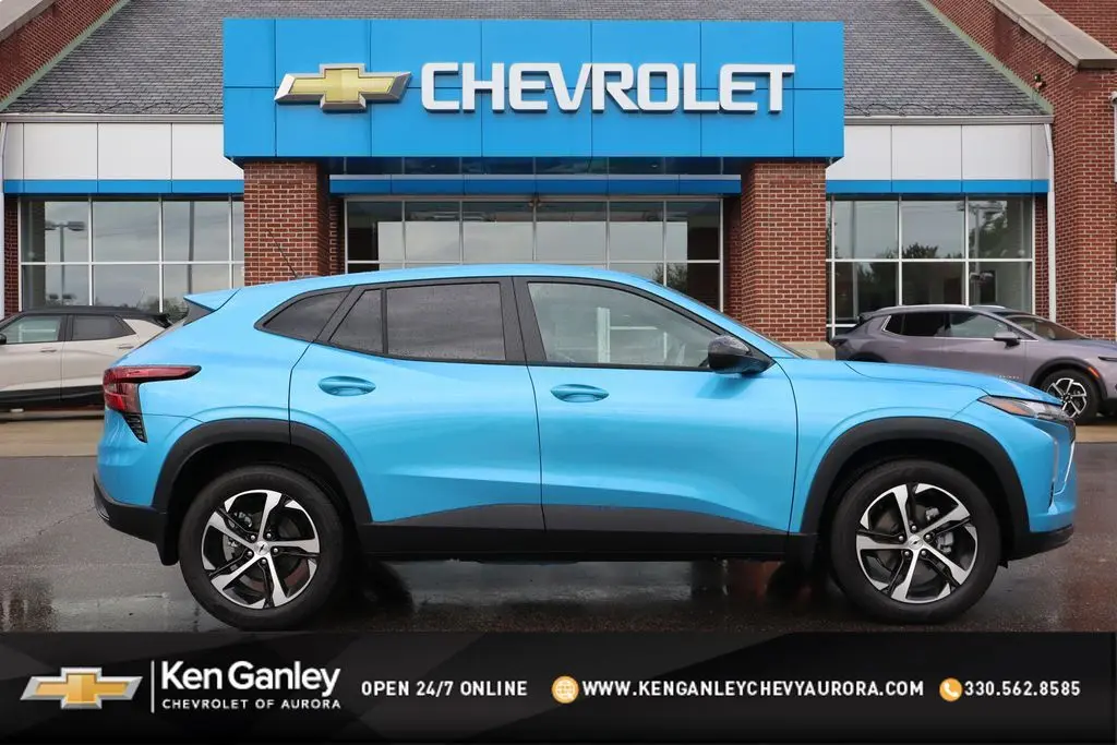 2025 Chevrolet Trax RS