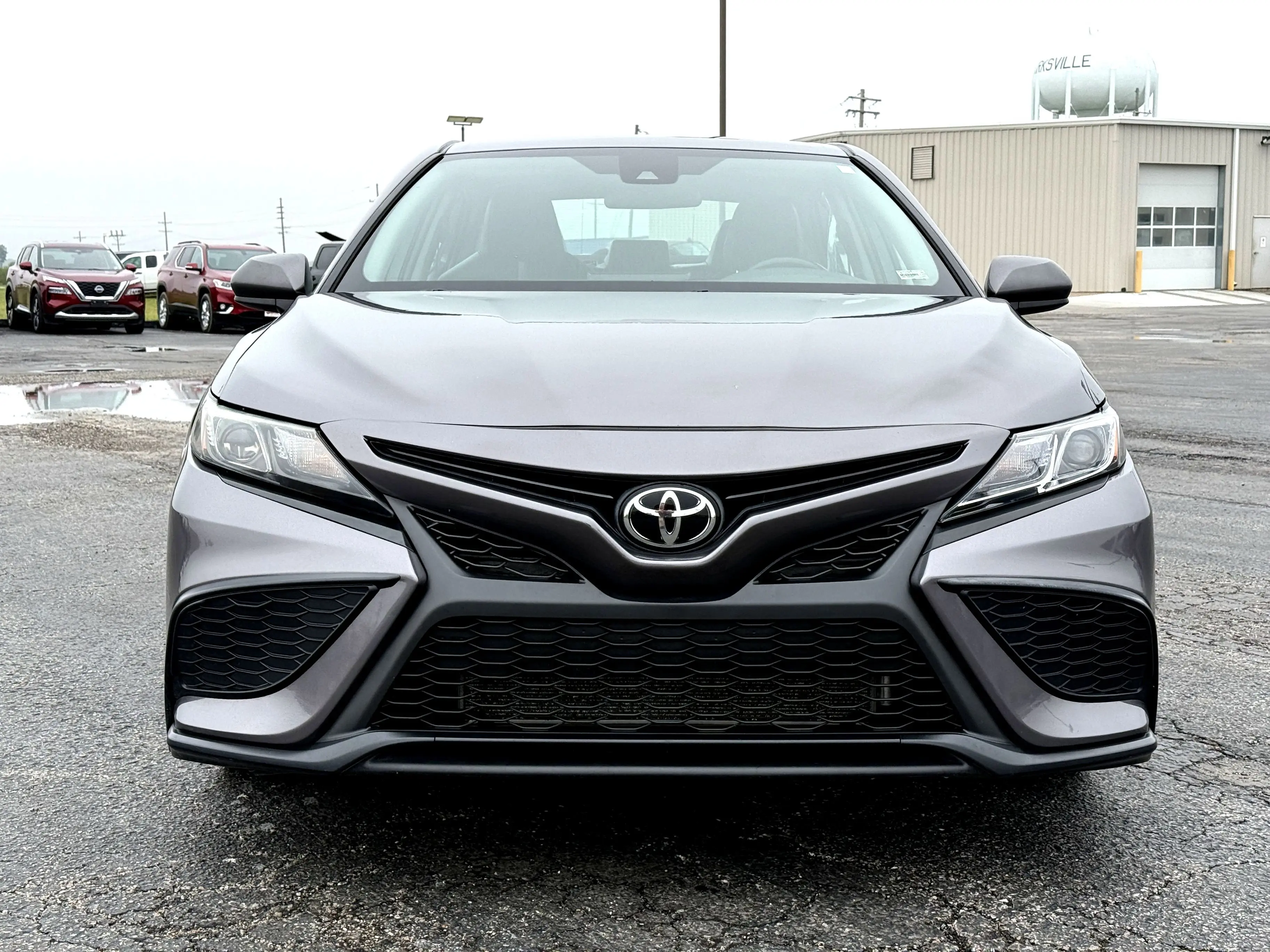 2021 Toyota Camry SE photo 8