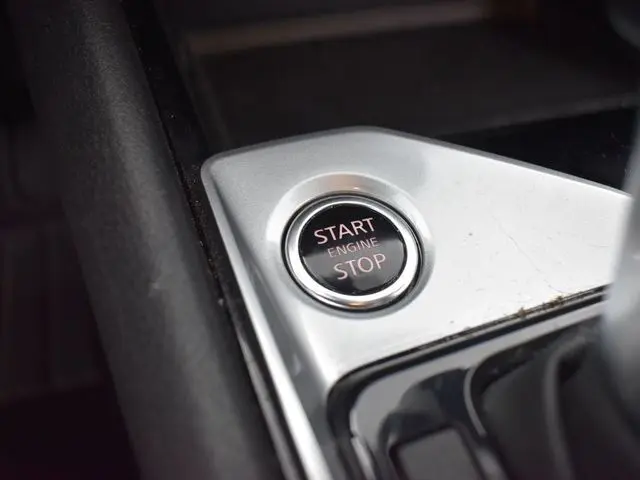 2024 Nissan Altima 2.5 SV photo 17