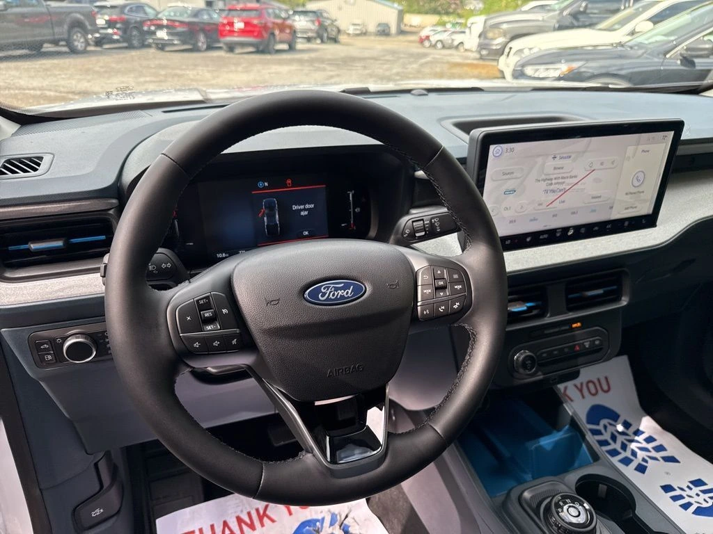 2025 Ford Maverick XLT - Photo 17