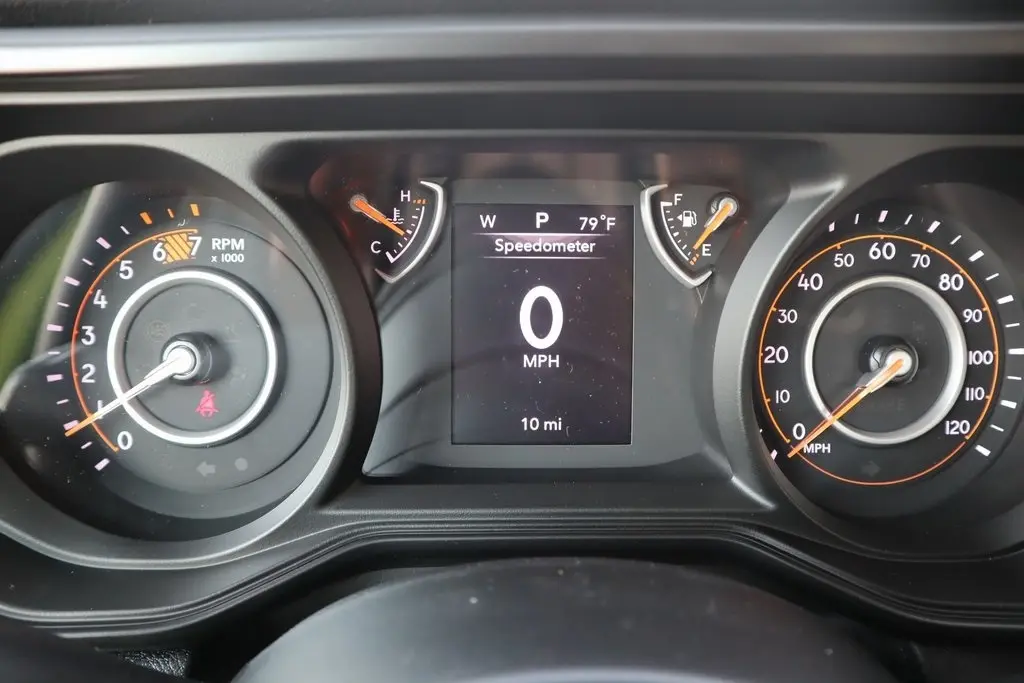 2025 Jeep Wrangler Sport photo 4