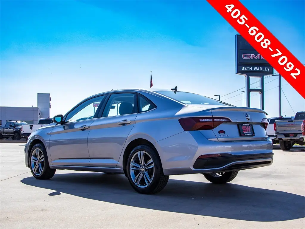 2022 Volkswagen Jetta 1.5T SE photo 5