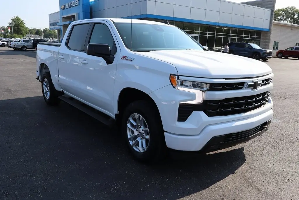 Used 2023 Chevrolet Silverado 1500 RST with VIN 2GCUDEED7P1154735 for sale in Atwater, OH