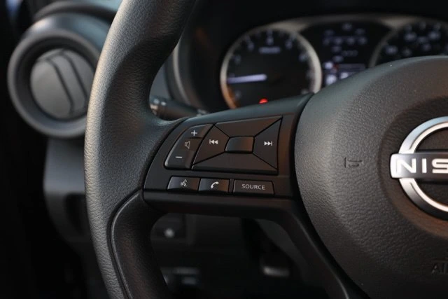 2025 Nissan KICKS PLAY Base - Photo 26