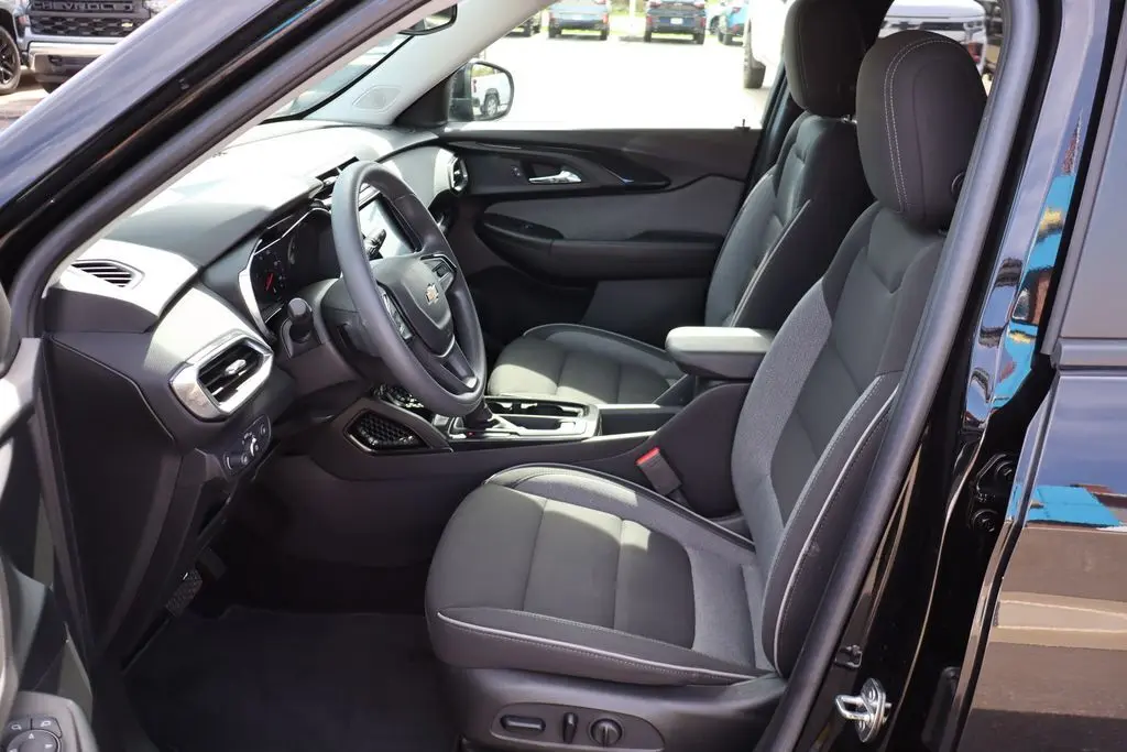 2022 Chevrolet Trailblazer LT photo 6