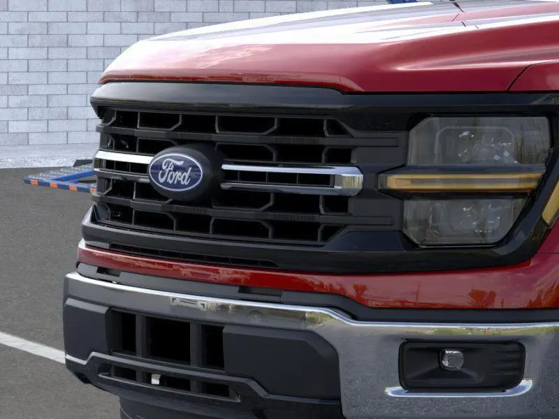 2025 Ford F-150 XLT photo 16