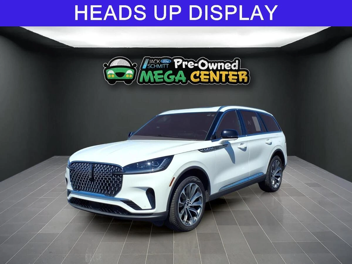 2025 Lincoln Aviator Reserve AWD's photo