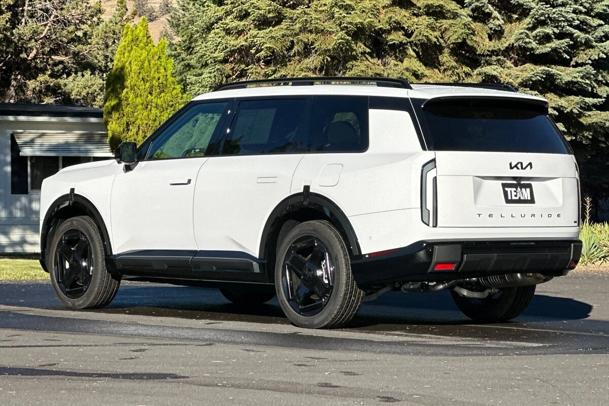 2027 Kia Telluride X-Line SX Prestige - Photo 6