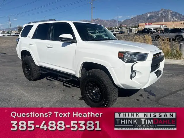 2015 Toyota 4Runner Base photo 6