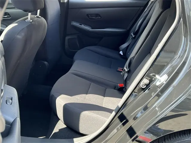 2025 Nissan Sentra S photo 18