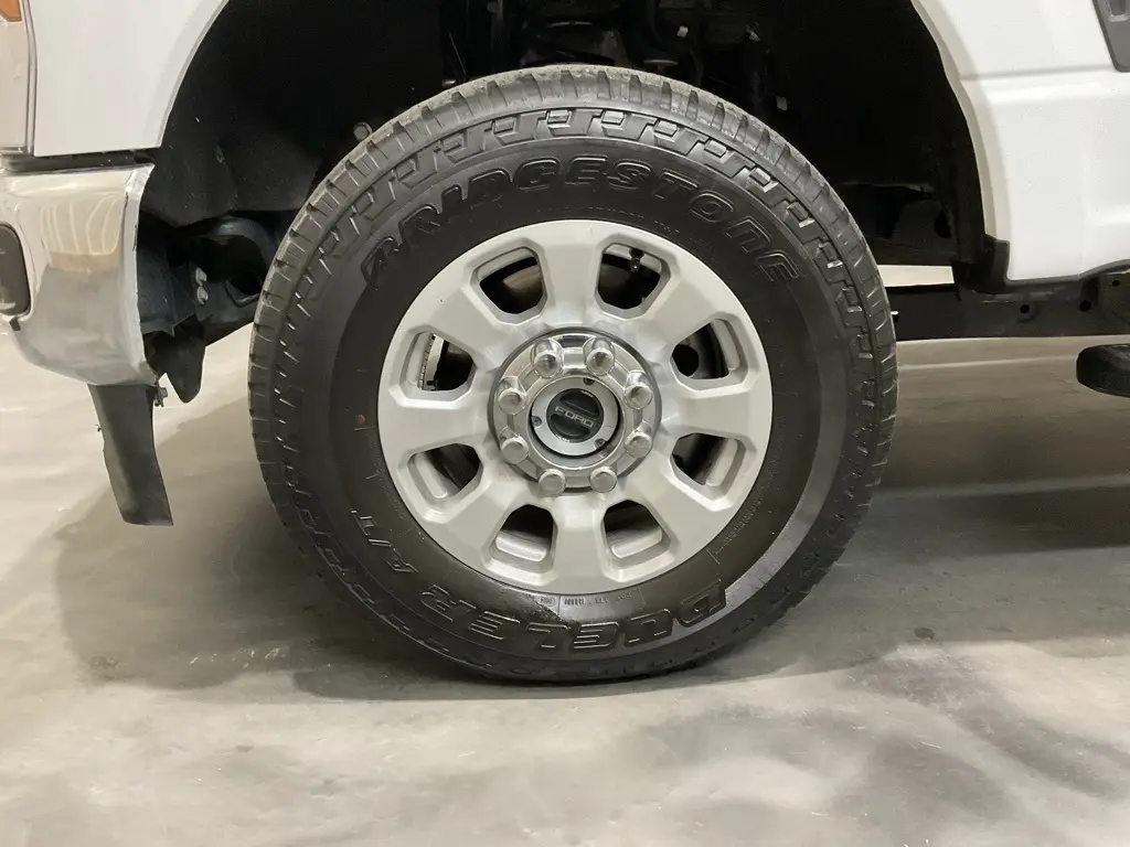 2024 Ford F-250 photo 6