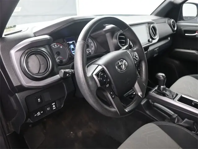 2023 Toyota Tacoma TRD Pro V6 photo 8