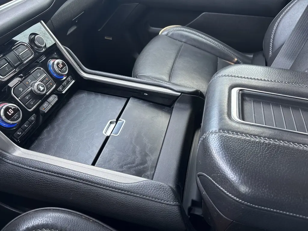 2021 Gmc Yukon Denali photo 17