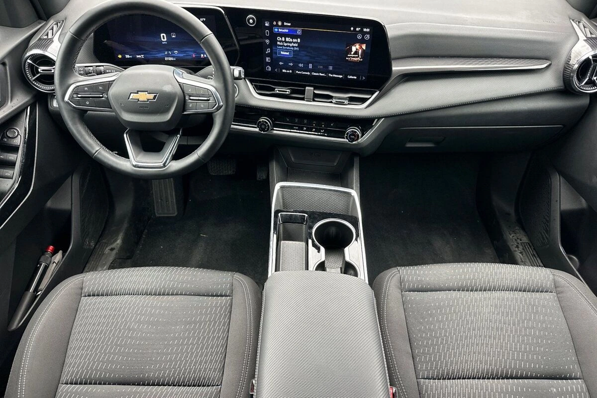2025 Chevrolet Equinox LT - Photo 13