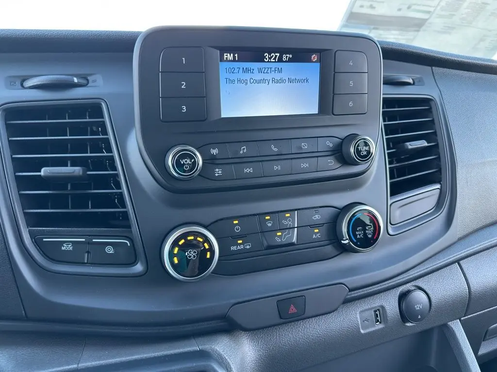 2025 Ford Transit photo 28